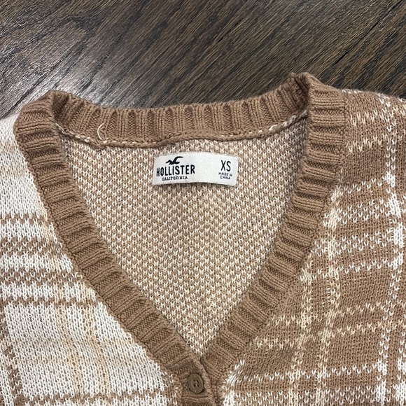 Plaid Tan Sweater - Picture 2 of 7